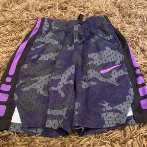 Nike dri-fit shorts S